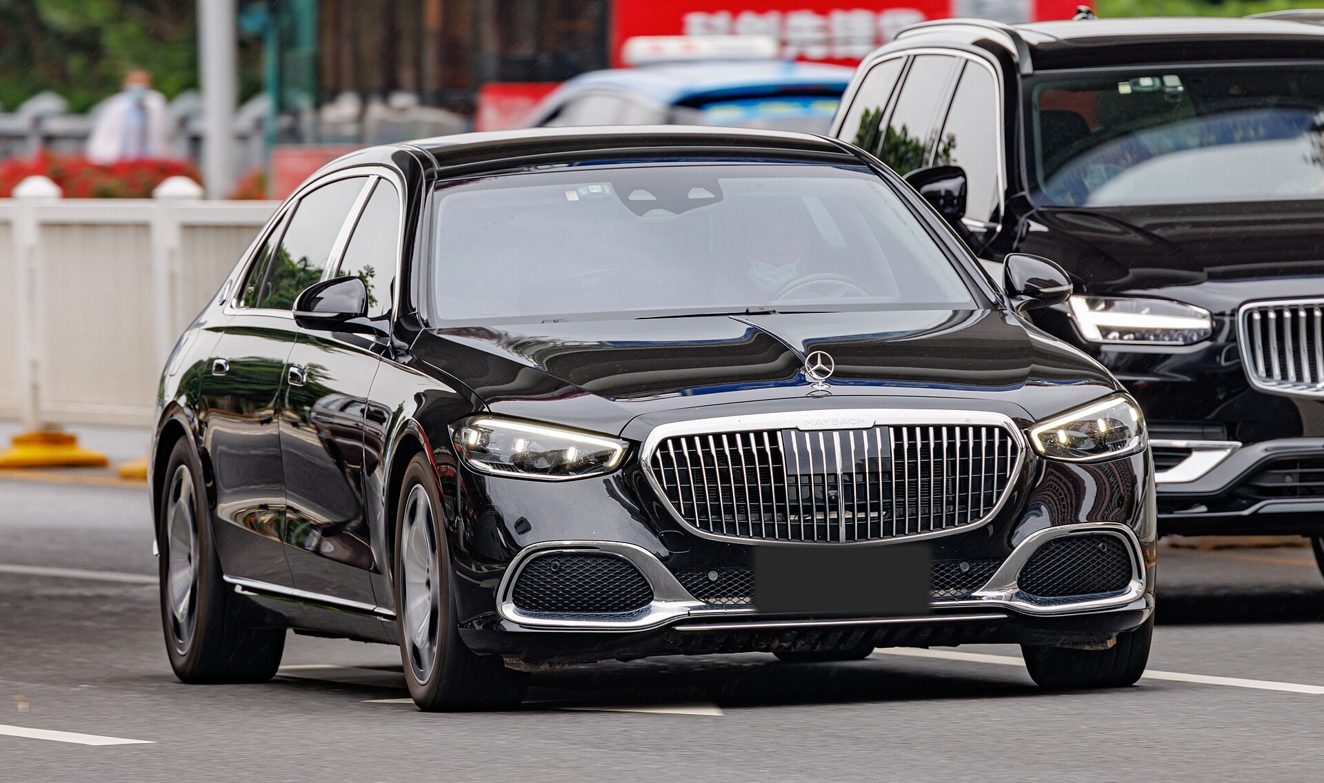 Black Mercedes-Maybach S-Class, front view